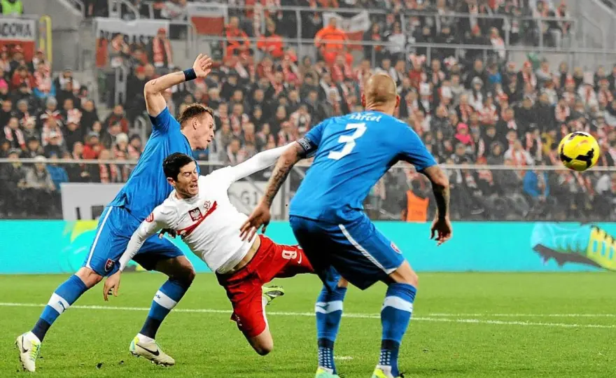 Robert Lewandowski zarobki dzienne: Ile naprawdę zarabia "Lewy"?