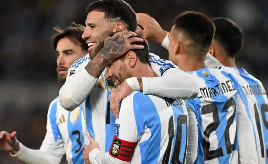 Argentyna vs Włochy - Co różni te dwie piłkarskie potęgi?