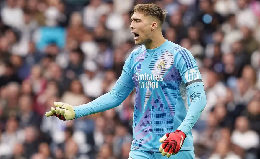 Bramkarz Realu Madryt - Kto broni w 2026 roku i dlaczego Courtois?