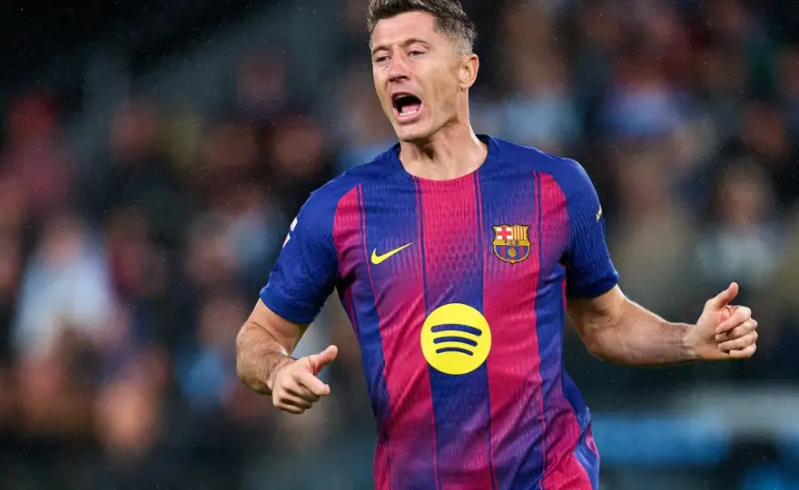 Robert Lewandowski - Koniec kariery? Sprawdź fakty i scenariusze