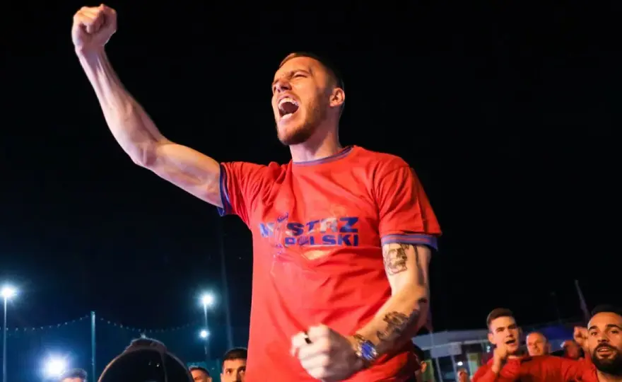 Ile zarabia Mistrz Polski? Miliony z Ekstraklasy i Ligi Mistrzów!