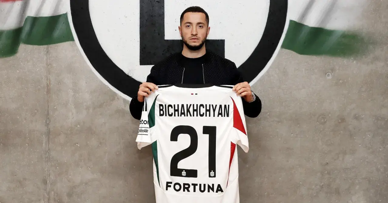 Bichakhchyan z numerem 21 w Legii. Spekulacje transferowe nabierają tempa, a nowy zawodnik prezentuje koszulkę.