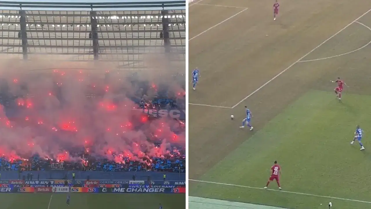 Chorzowscy kibice odpalili race podczas meczu Ruch Chorzów – Wisła Kraków. Na boisku piłkarze w czerwonych i niebieskich strojach walczą o piłkę.