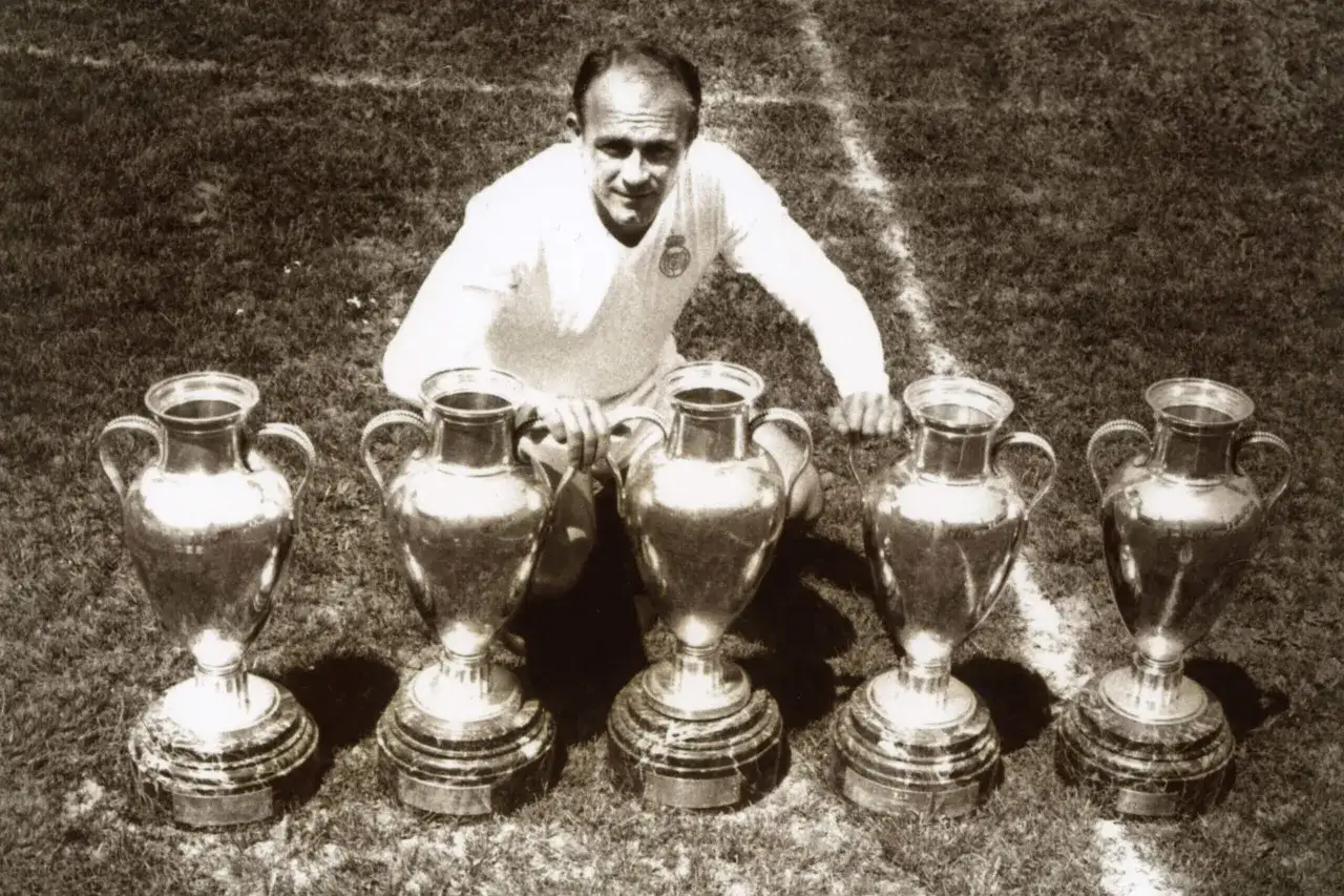 Real Madryt drużyna lata 50 Puchar Europy Di St&eacute;fano